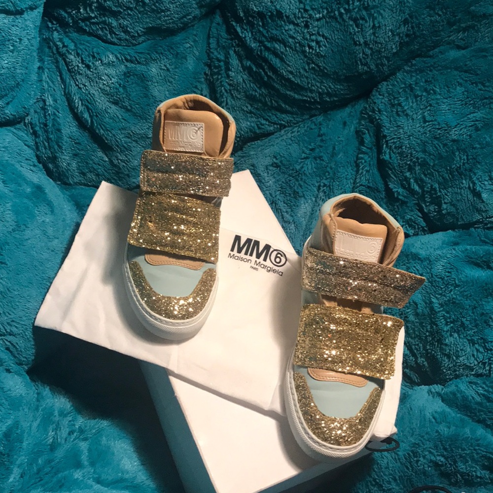 Maison Margiela( Mm6) sneakers.